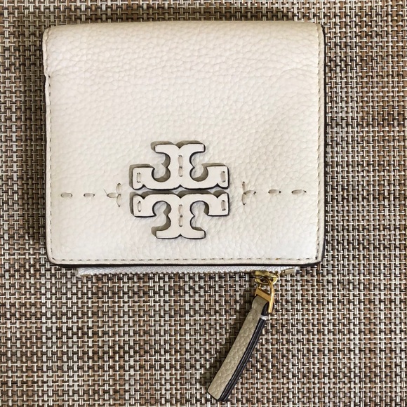 Tory Burch Handbags - Tory Burch Cream Wallet